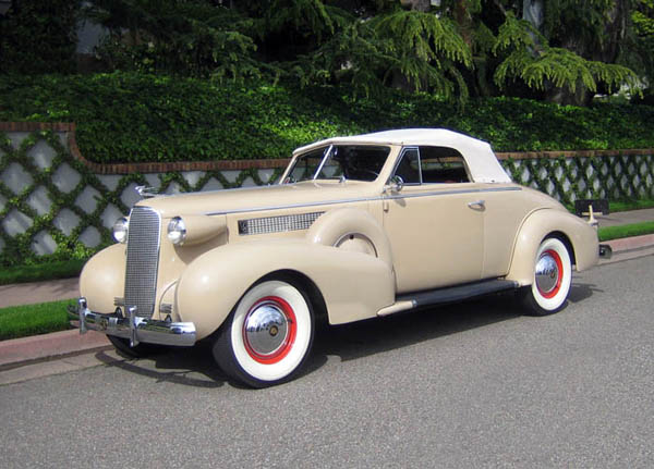A 1937 Cadillac owned by Eric Clausen