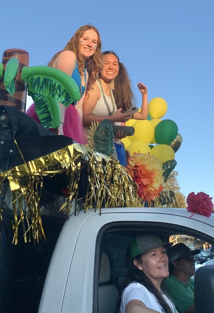 SM HS Homecoming parade-6